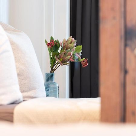 The Koburger Vh, Studio For Up To 4 With High Bed Berlin Exteriör bild